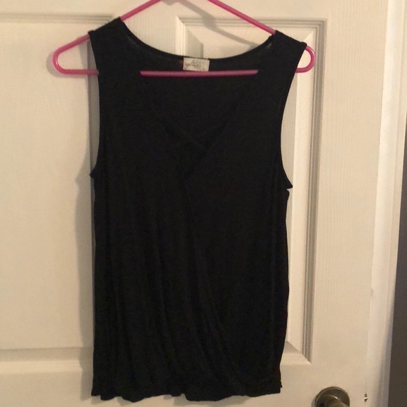 Tops - Black tank top